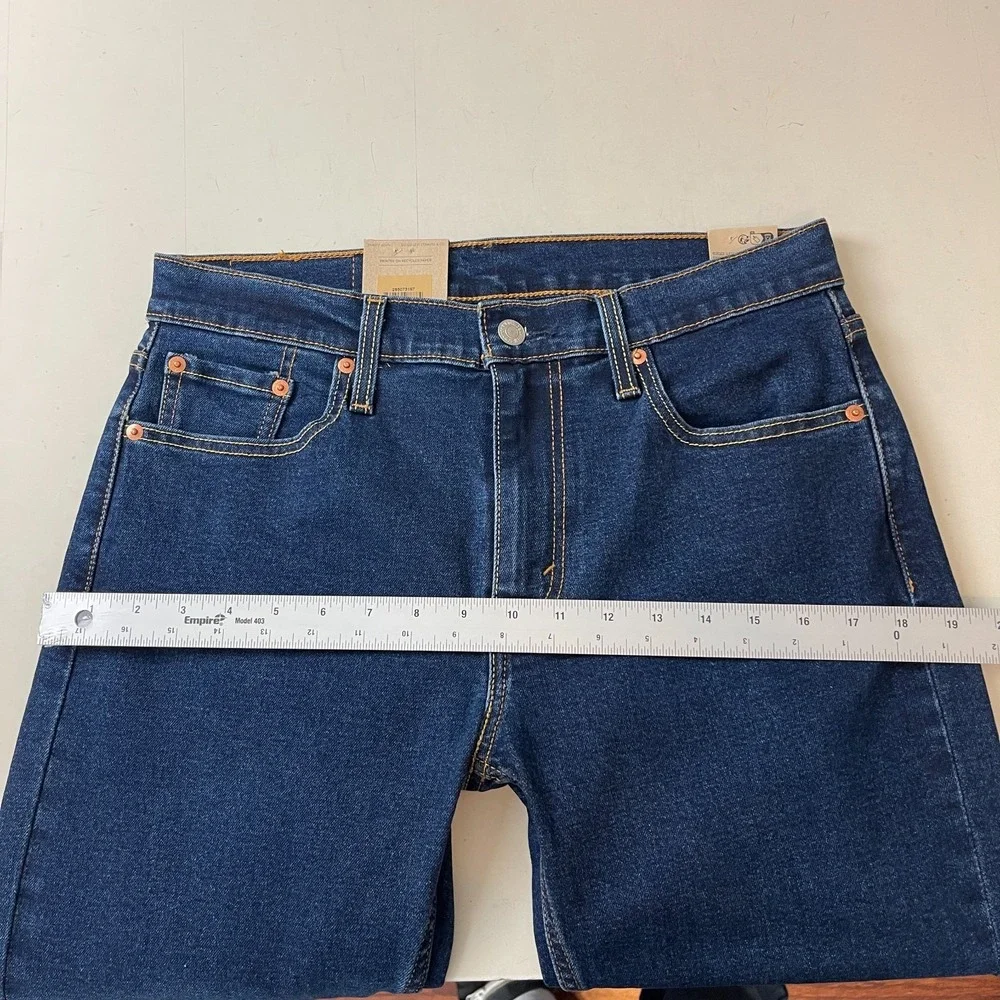 Levi's Jeans Mens 30x30 Blue 502 Taper Fit Dark Wash Indigo Denim Preppy Minimal